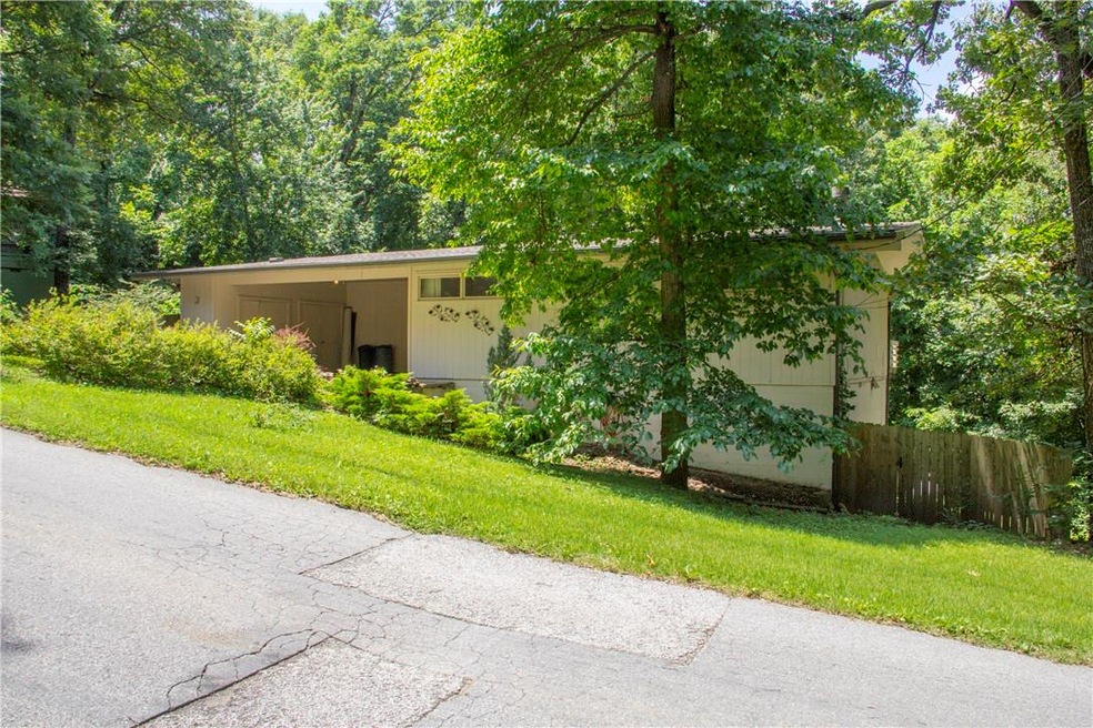 3 Finger Dr, Bella Vista, AR 72715 - photo 1