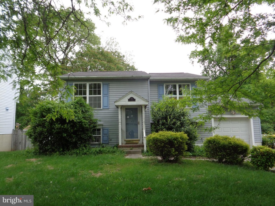 7111 Saint Lauren Ct, Curtis Bay, MD 21226 - photo 1