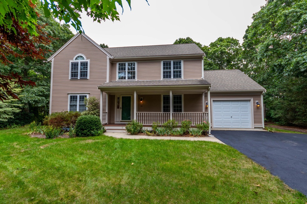 76 Country Club Ln, East Falmouth, MA 02536 - photo 1