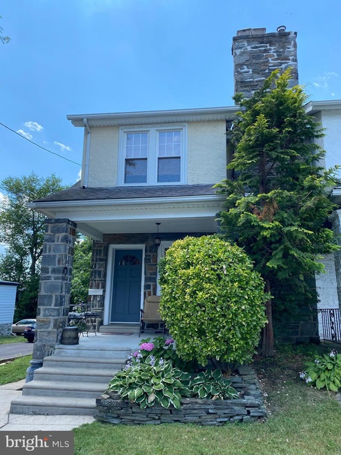 7864 Beverly Blvd, Upper Darby, PA 19082 - photo 1