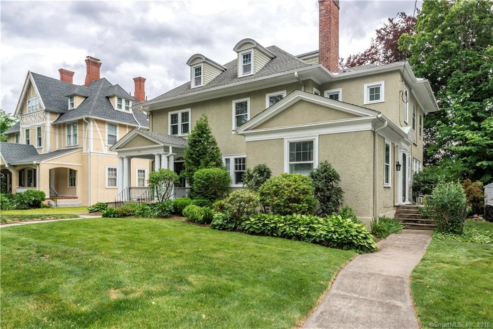 Life is grand at 218 North Beacon Street!