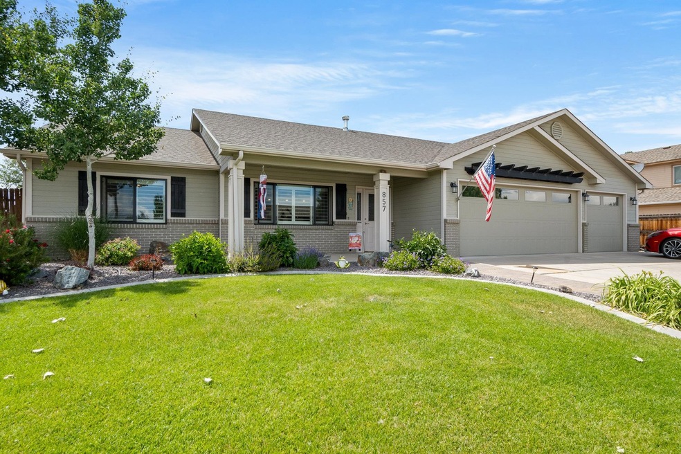 Sold $708,000 • Co-Listing Agent