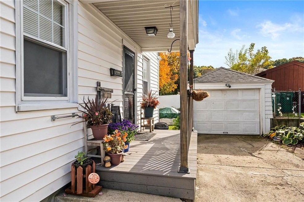 253 Carnation St, Woonsocket, RI 02895 - photo 1