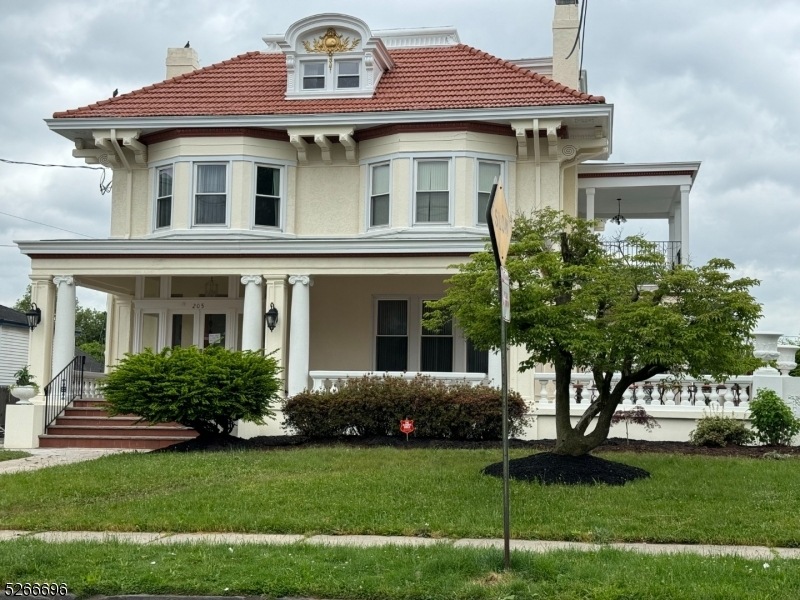 201 Stiles St unit 207, Elizabeth, NJ 07208 - photo 1