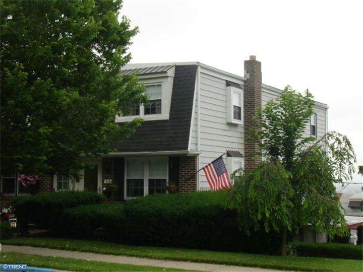 310 N 14th St, Reading, PA 19604 - photo 1