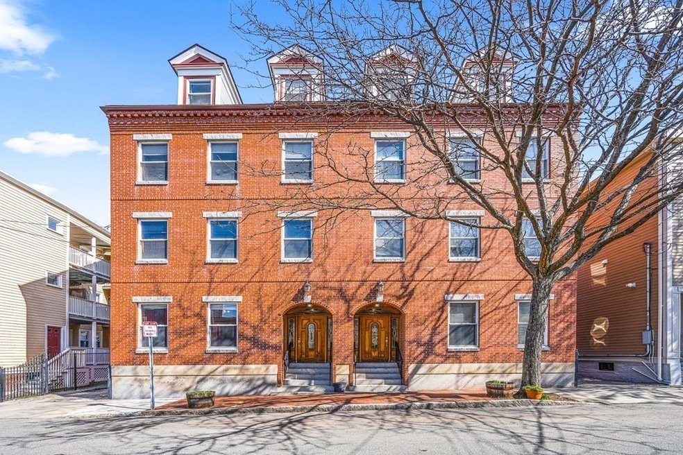 131 Spring St, Cambridge, MA 02141 - photo 1