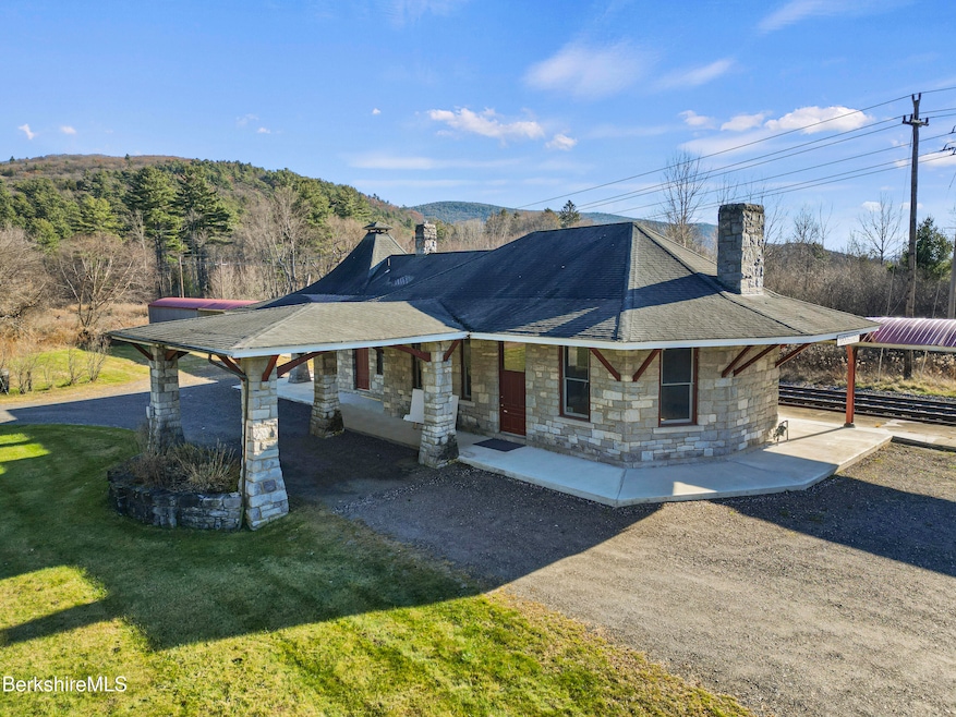 2 Depot Rd, Stockbridge, MA 01262 - photo 1