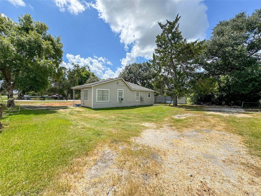 12816 Mykawa Rd, Brookside Village, TX 77581 - photo 1