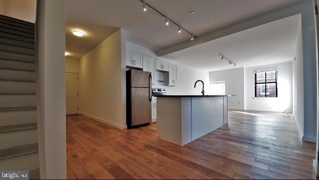 226 Church St unit 415, Philadelphia, PA 19106 - photo 1