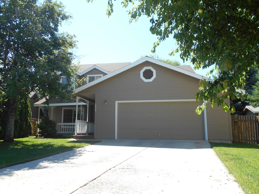 1936 NW Ivy Place unit 2, Redmond, OR 97756 - photo 1