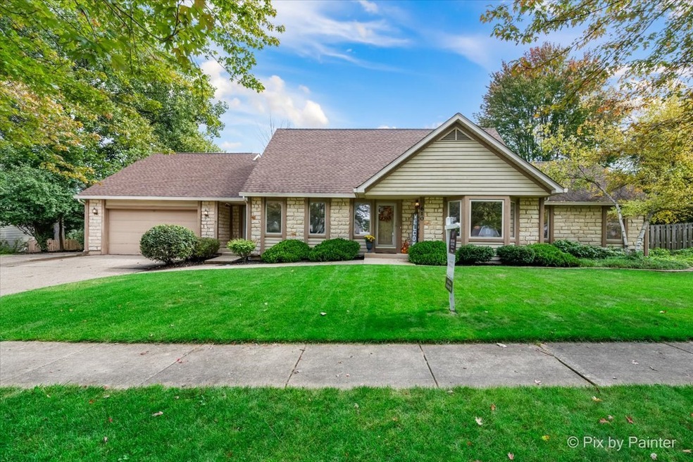 610 Lund Ln, Batavia, IL 60510 - photo 1