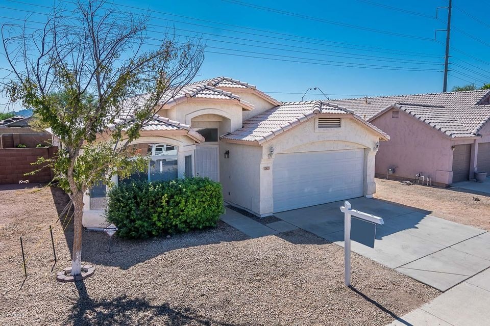2829 E Renee Dr - MLS-3
