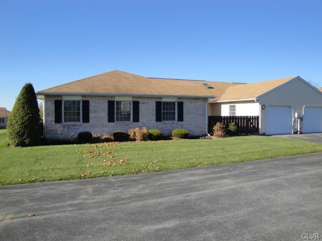 5798 Burning Tree Ln, Macungie, PA 18062 - photo 1
