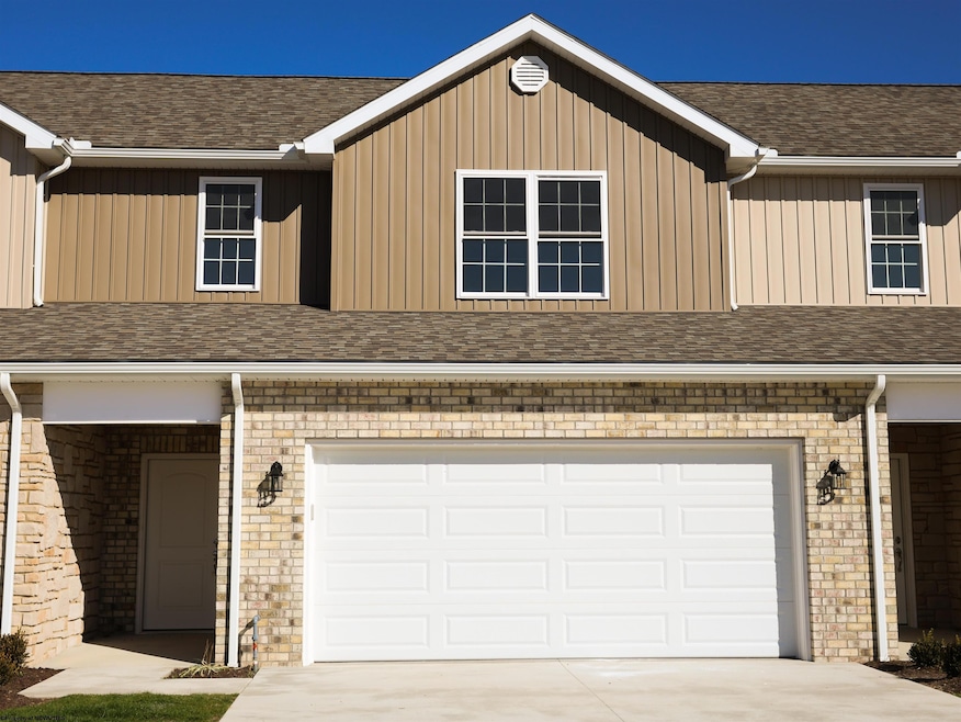 141 Willow Oak Dr, Bridgeport, WV 26330 - photo 1