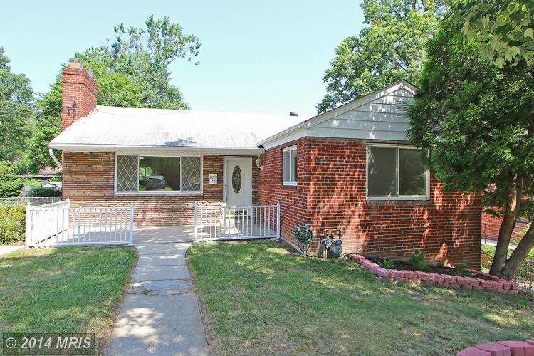 806 Hayward Ave, Takoma Park, MD 20912 - photo 1