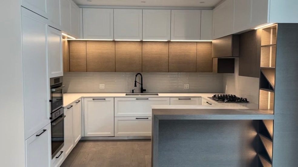 69 Walnut St unit 1, Brookline, MA 02445 - photo 1