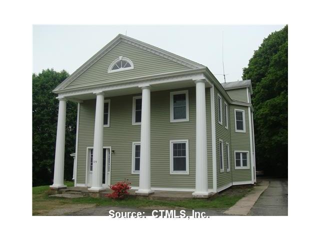 579 Norwich Rd, Plainfield, CT 06374 - photo 1