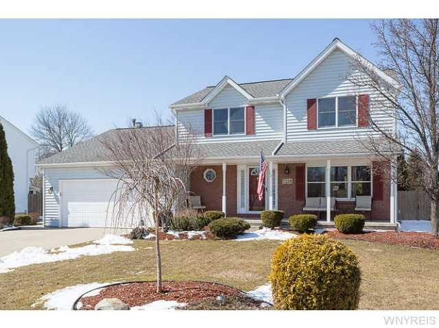 7218 Balla Dr, North Tonawanda, NY 14120 - photo 1