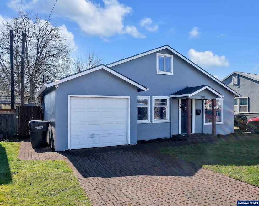 693 Main St E, Monmouth, OR 97361 - photo 1