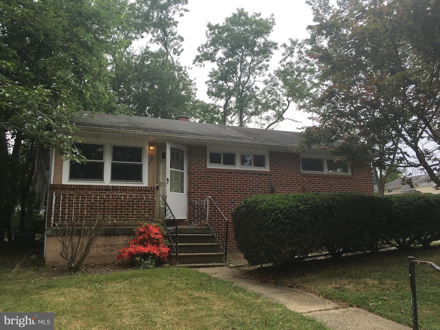 308 W Furnace Branch Rd, Glen Burnie, MD 21061 - photo 1