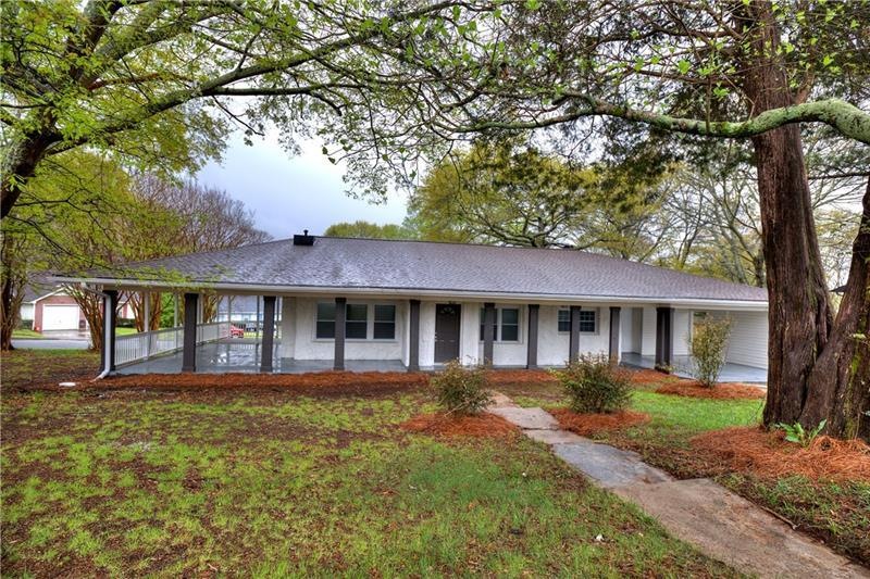 202 Lovvorn Rd, Carrollton, GA 30117 - photo 1