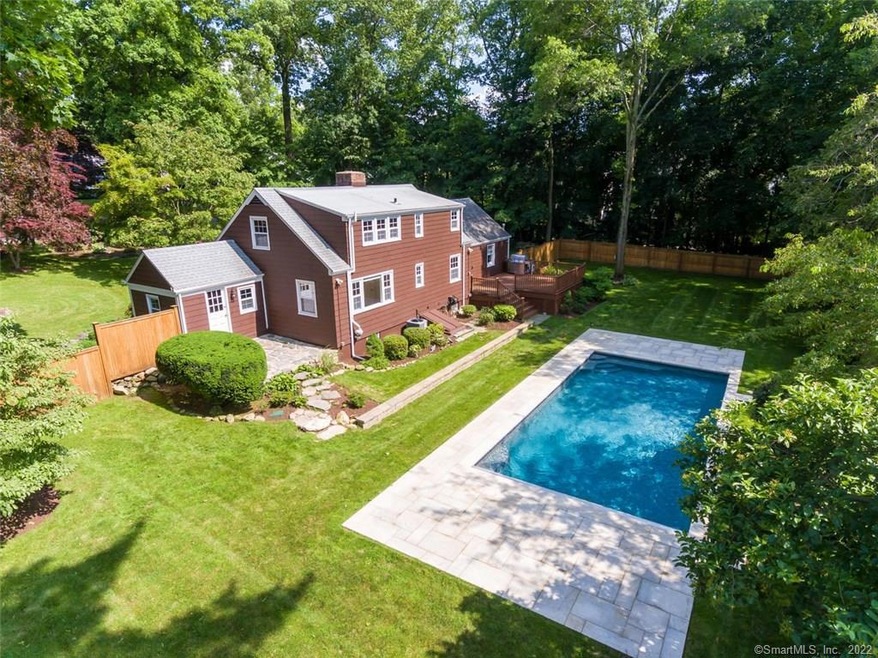 174 Pepper Ridge Rd, Stamford, CT 06905 - photo 1