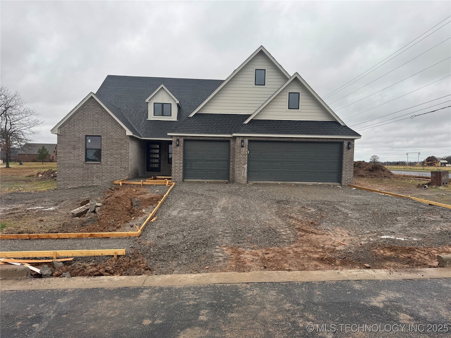 1471 N Angus Ave, Tahlequah, OK 74464 - photo 1