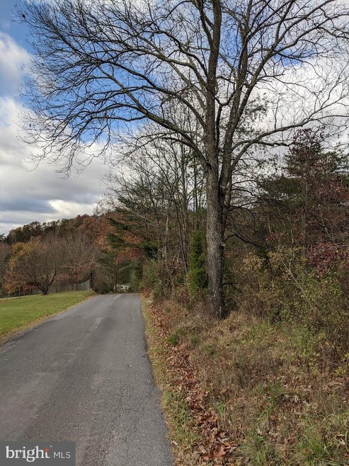 0 Spielman Rd unit WVMO117720, Berkeley Springs, WV 25411 - photo 1