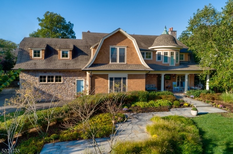 1011 Minisink Way, Westfield, NJ 07090 - photo 1