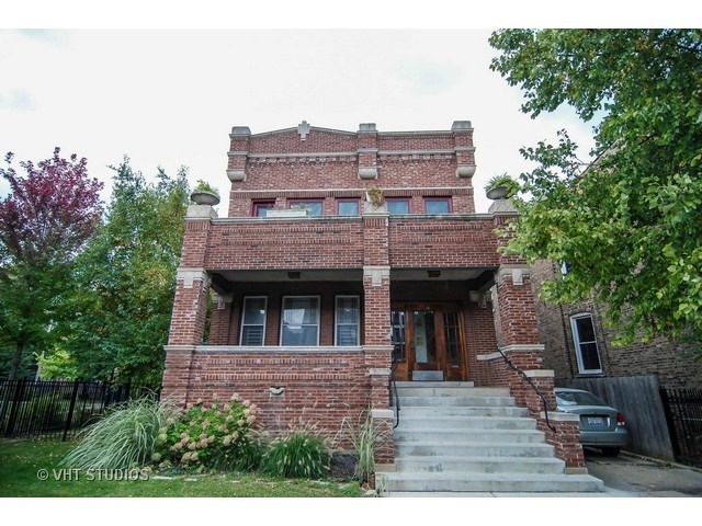 2714 N Kimball Ave, Chicago, IL 60647 - photo 1