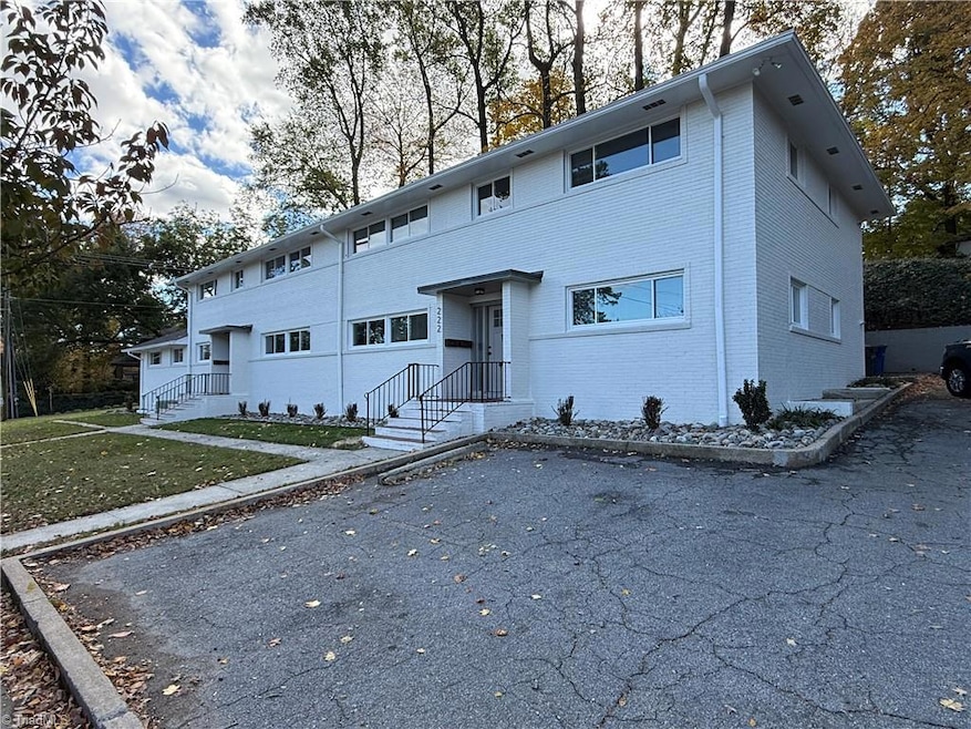222 N Hawthorne Rd unit C, Winston-Salem, NC 27104 - photo 1