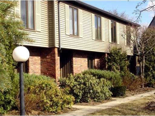 17 Winston Ct, Amherst, MA 01002 - photo 1