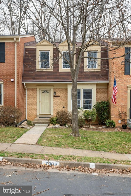7902 Birchtree Ct, Springfield, VA 22152 - photo 1
