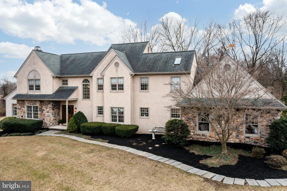 204 Nottingham Dr, Spring City, PA 19475 - photo 1