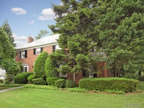 221 Westminster Rd, West Hempstead, NY 11552 - photo 1