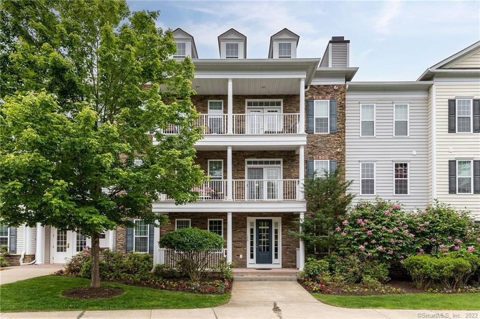 1 Rivington Way unit 106, Danbury, CT 06810 - photo 1