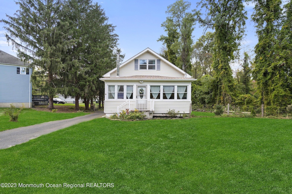 331 Green Grove Rd, Tinton Falls, NJ 07712 - photo 1