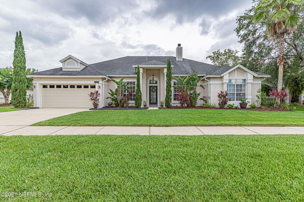 1 1610 Hampton Pl