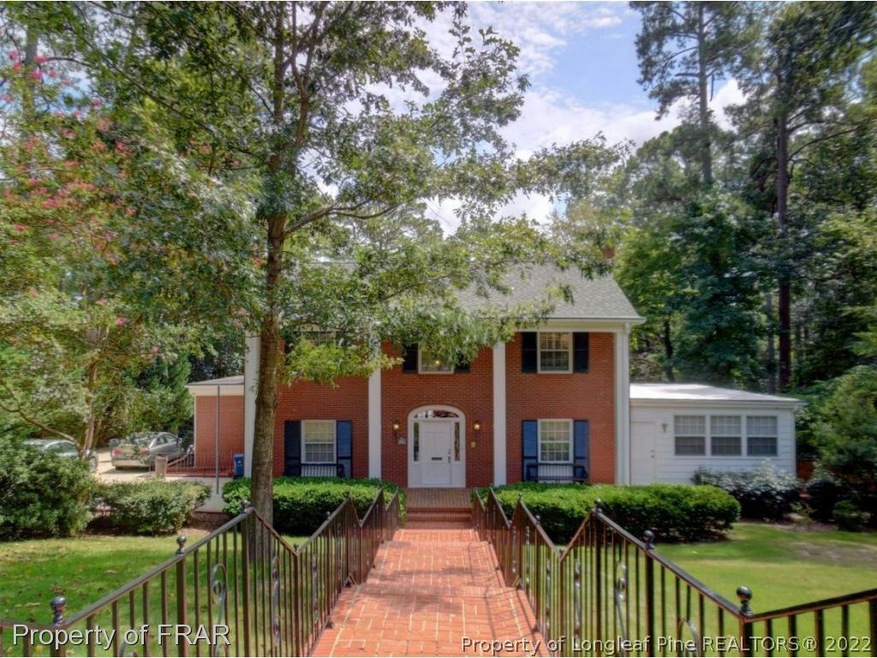 1809 Lakeshore Dr, Fayetteville, NC 28305 - photo 1