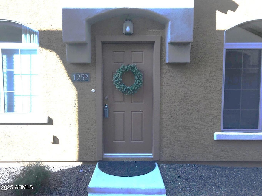 2725 E Mine Creek Rd unit 1252, Phoenix, AZ 85024 - photo 1