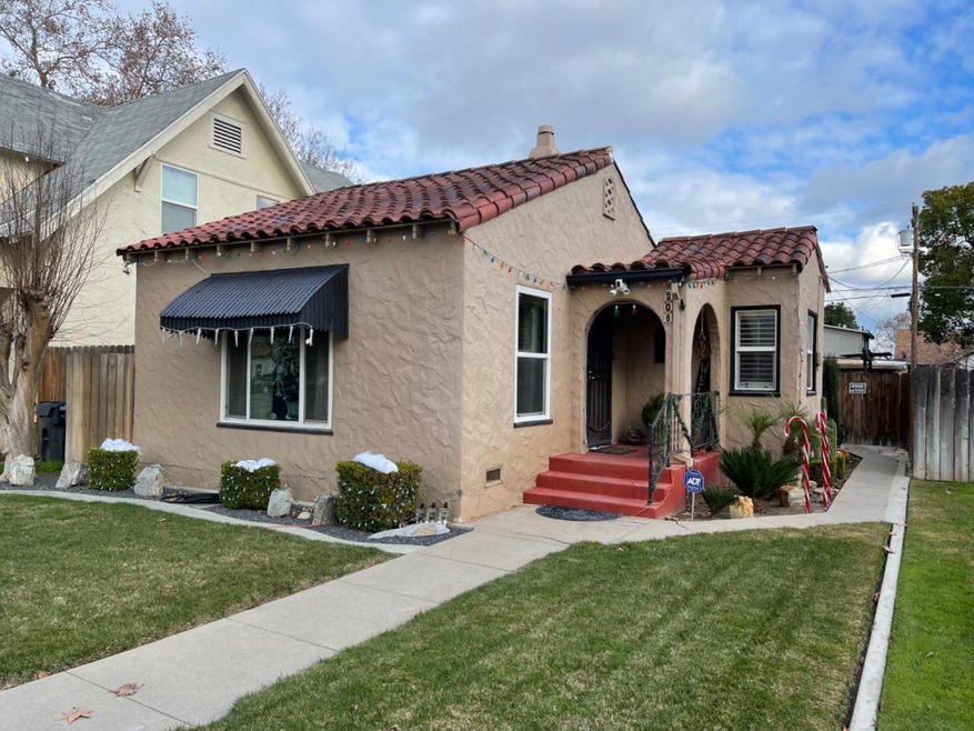 308 Locust St, Turlock, CA 95380 - photo 1