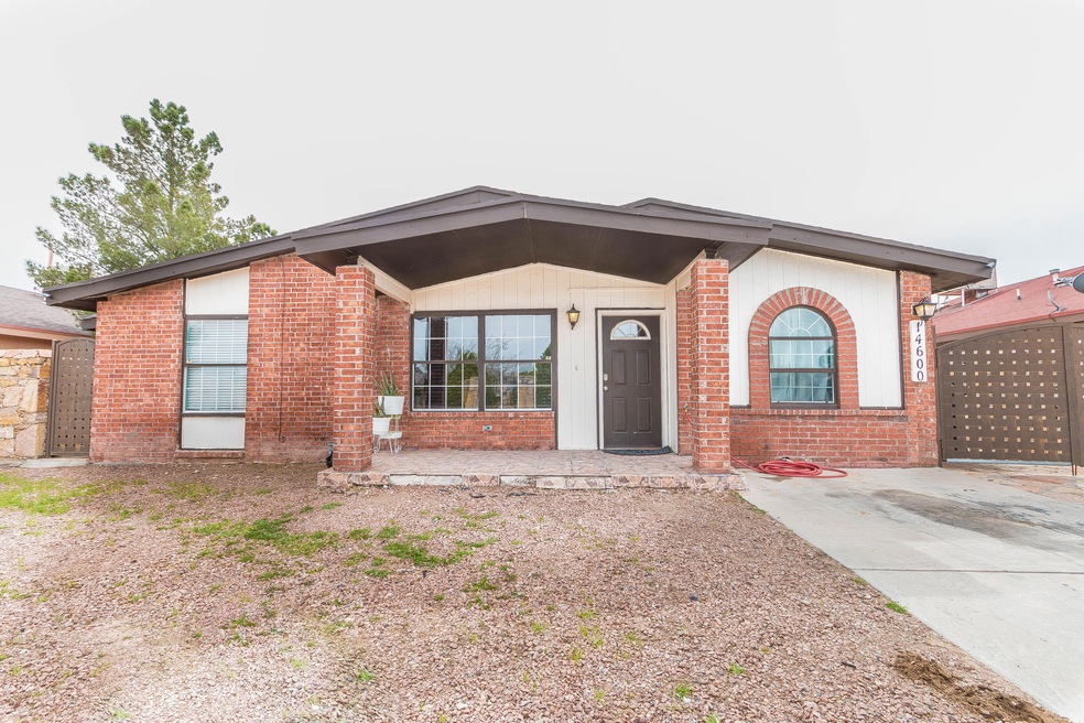 14600 Encantado Dr, Horizon City, TX 79928 - photo 1