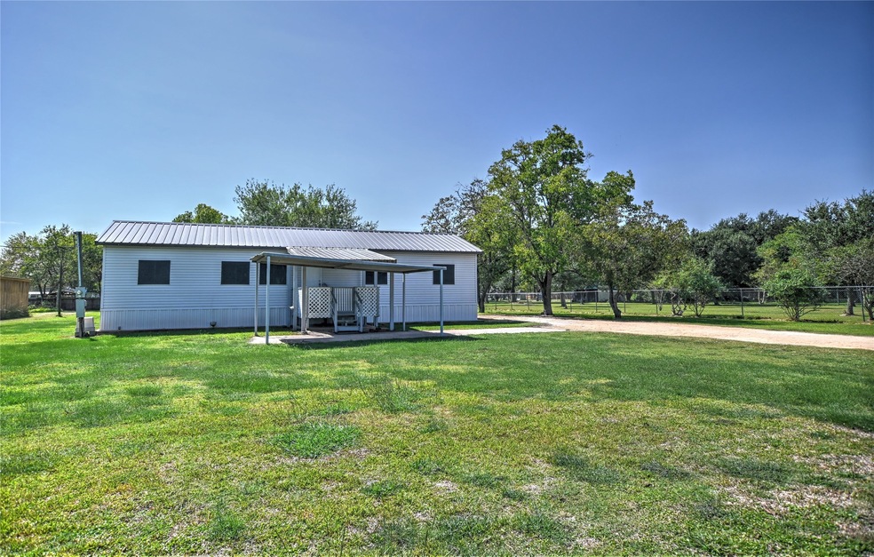 3402 Keis Rd, Pearland, TX 77584 - photo 1