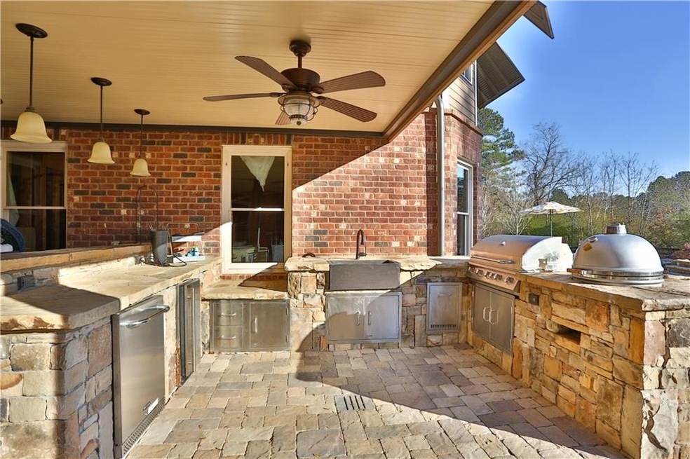 225 Five Oaks Farm, Alpharetta, GA 30004 - photo 1