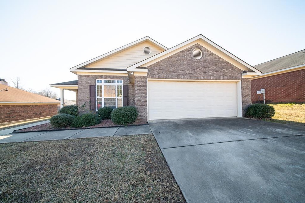 8040 Garrett Pines Dr, Midland, GA 31820 - photo 1