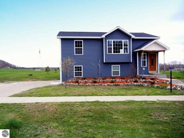 Great Newer Neighborhood