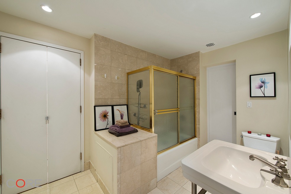 196 6th Ave unit 4/5B, New York, NY 10013 - photo 1