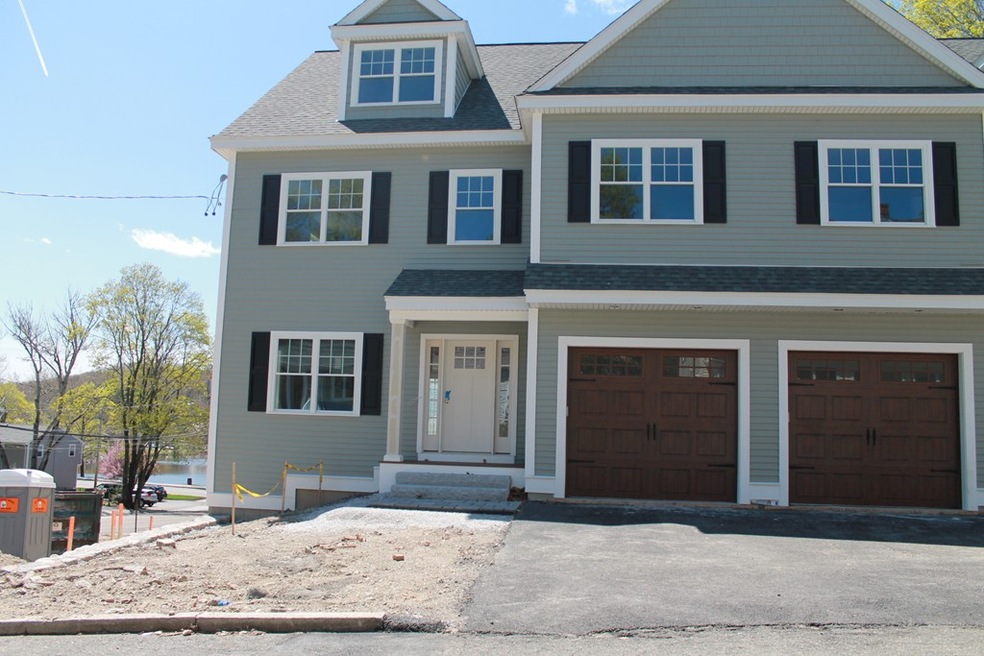 37 Buckman St unit 1, Woburn, MA 01801 - photo 1