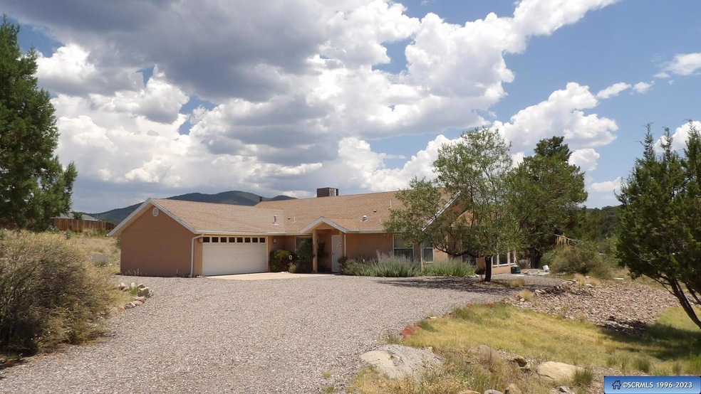 22 Lynx Ln unit 2, Silver City, NM 88061 - photo 1