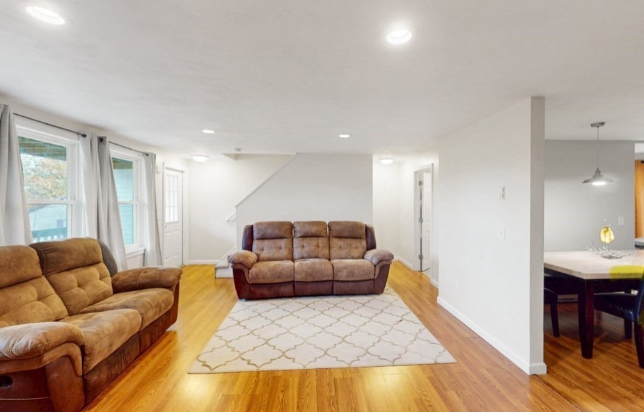 5 Swan Ave, Worcester, MA 01602 - photo 1